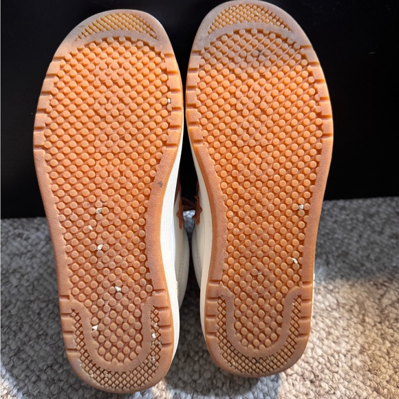 Converse Leather White and Orange Sneakers - Picture 5 of 6